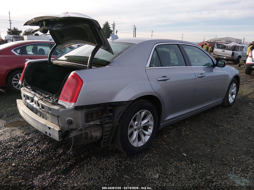 2016 Chrysler 300 Limited