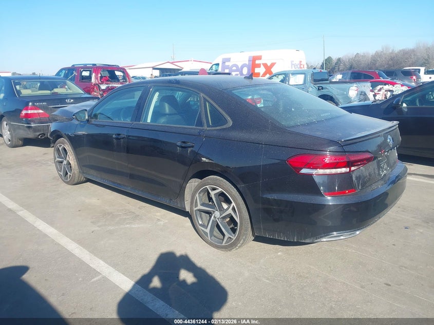 2020 Volkswagen Passat 2.0T R-Line
