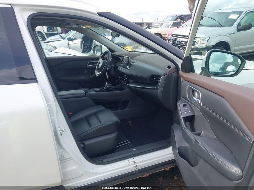 VIN 5N1AT3BA4MC721330 2021 NISSAN ROGUE SV FWD