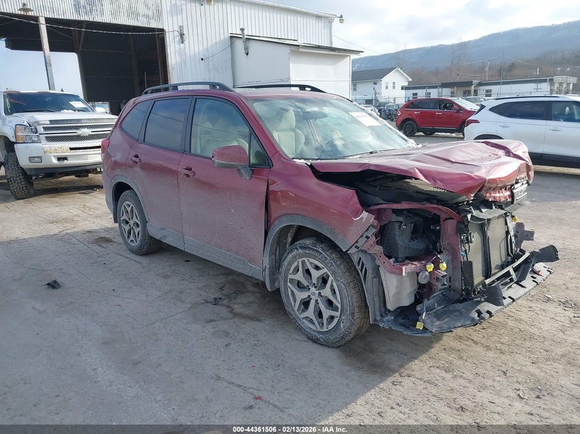 2024 Subaru Forester Premium
