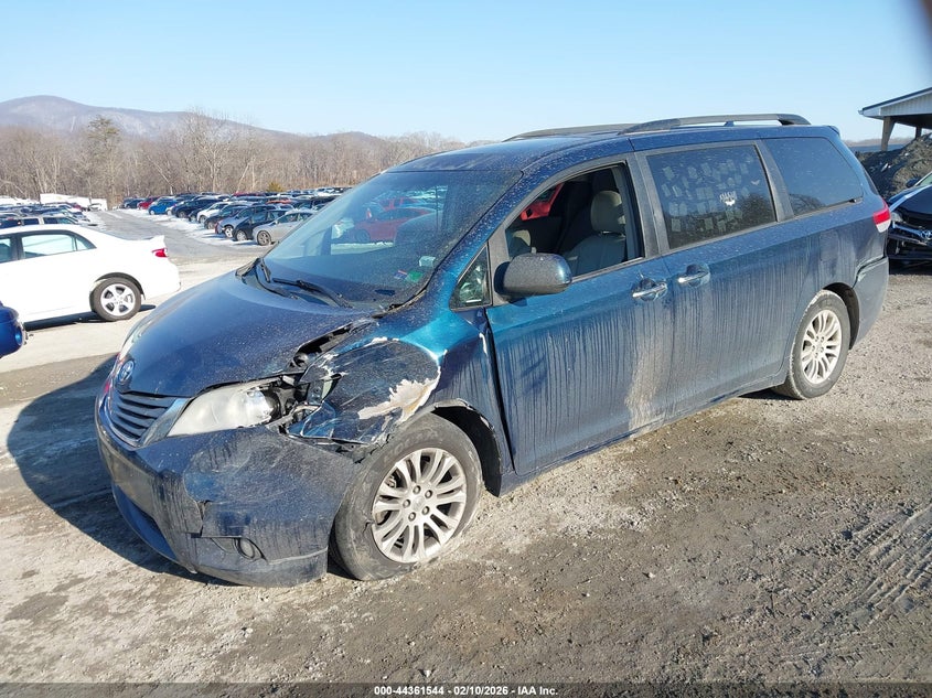 2011 Toyota Sienna Xle V6