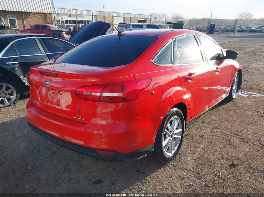 Vin: 1fadp3f22fl277141, lot: 44858011, ford focus se 20154