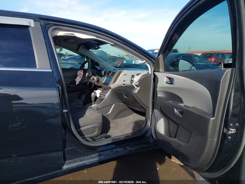 2016 Chevrolet Sonic Lt Auto