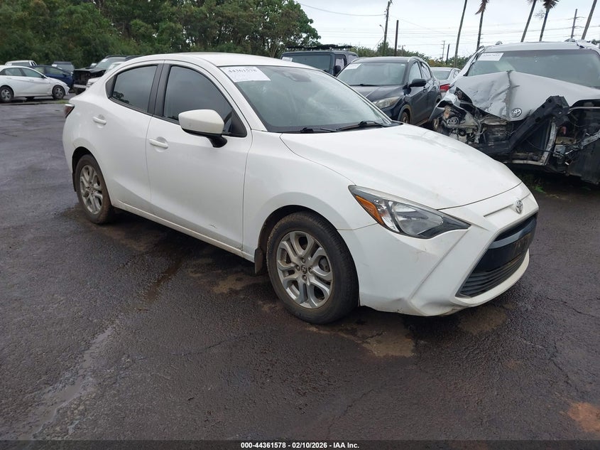 3MYDLBYV6HY155188 TOYOTA YARIS IA Photo 1