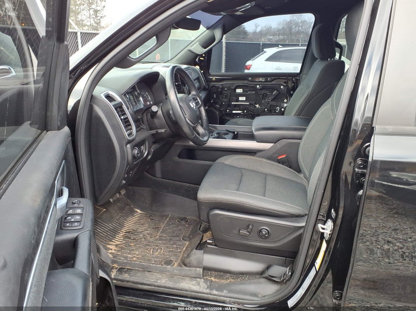 2021 Ram 1500 Big Horn 4X2 6'4 Box