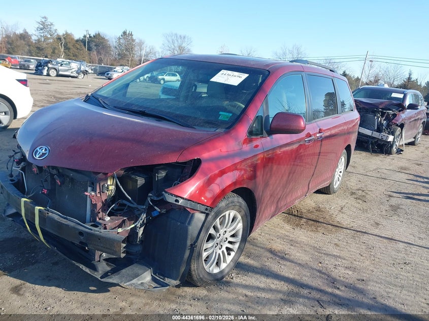 2011 Toyota Sienna Xle V6