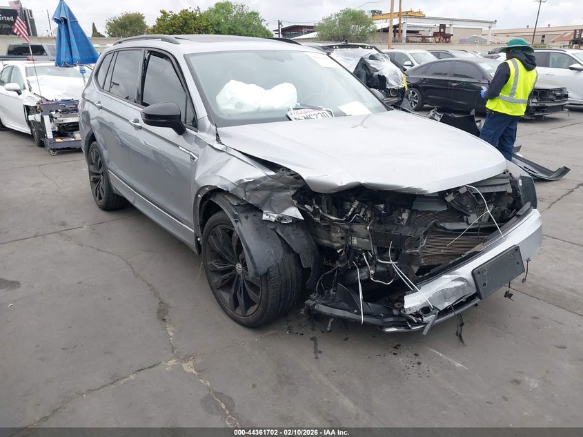 2021 Volkswagen Tiguan 2.0T Se/2.0T Se R-Line Black/2.0T Sel