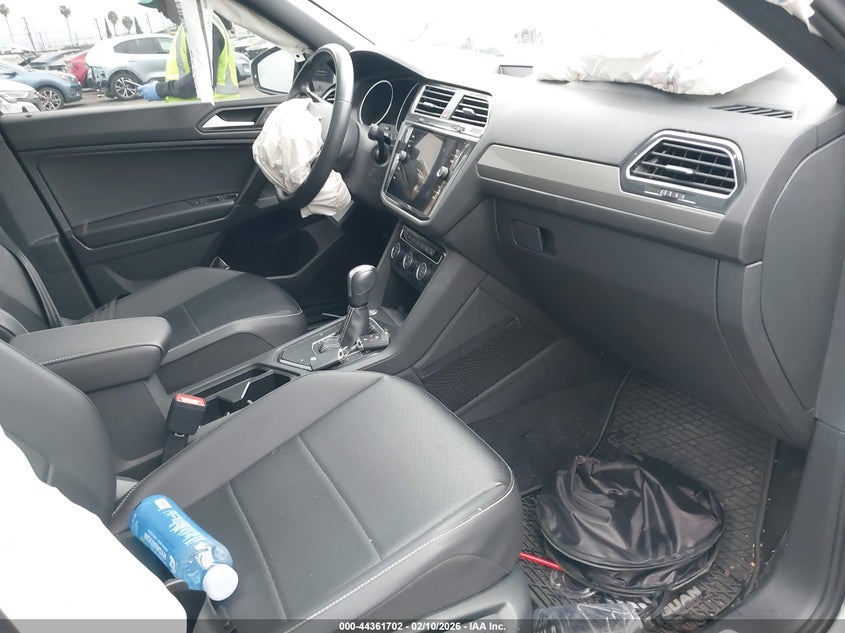 2021 Volkswagen Tiguan 2.0T Se/2.0T Se R-Line Black/2.0T Sel