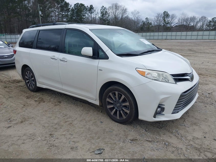 2018 Toyota Sienna Xle Premium 7 Passenger