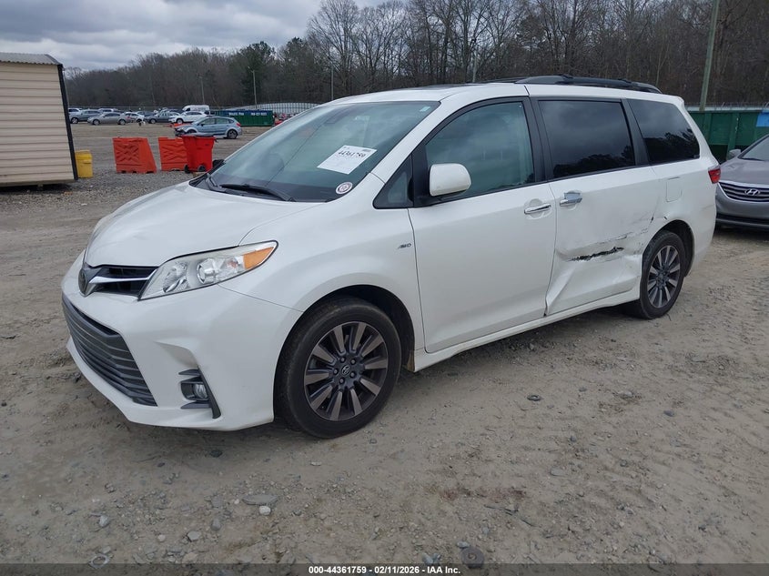 2018 Toyota Sienna Xle Premium 7 Passenger