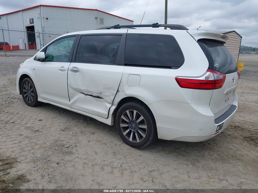 2018 Toyota Sienna Xle Premium 7 Passenger