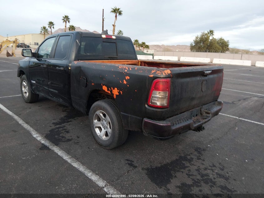 2019 Ram 1500 Tradesman 4X2 6'4 Box