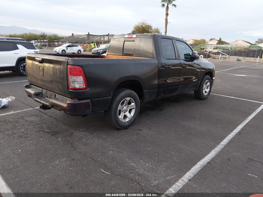 2019 Ram 1500 Tradesman 4X2 6'4 Box