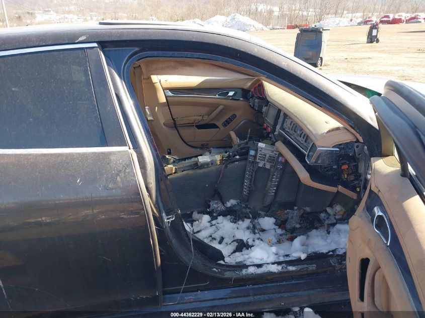 2010 Porsche Panamera 4S