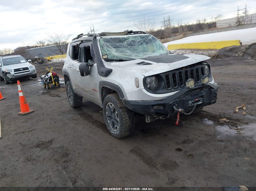 2017 Jeep Renegade Trailhawk 4X4