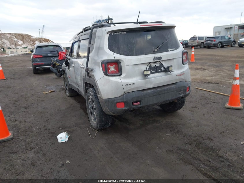 2017 Jeep Renegade Trailhawk 4X4