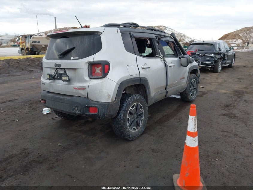 2017 Jeep Renegade Trailhawk 4X4