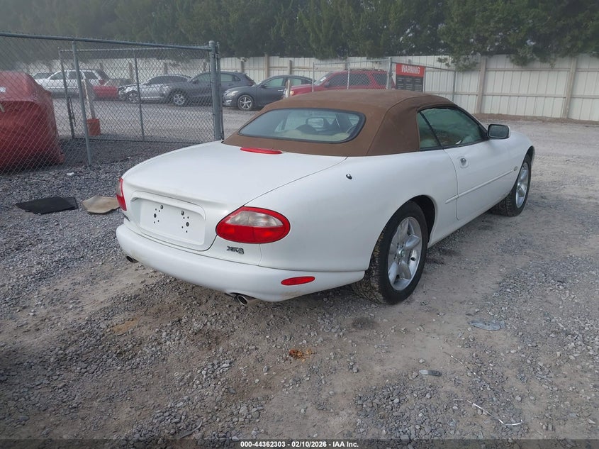 1998 Jaguar Xk8