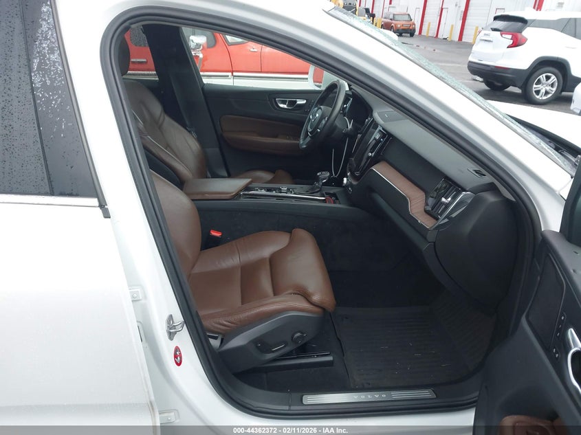 2019 Volvo Xc60 T5 Momentum