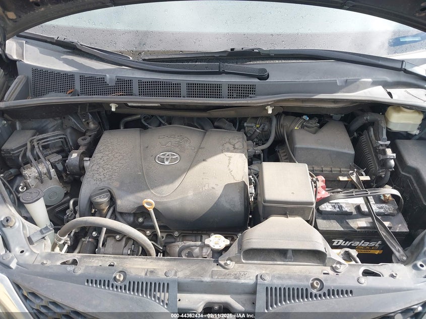 VIN 5TDXZ3DC0HS828973 2017 TOYOTA SIENNA SE PREMIUM 8 PASSENGER