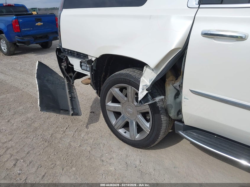 2015 Cadillac Escalade Esv Luxury VIN: 1GYS4SKJ3FR643438 Lot: 44362439