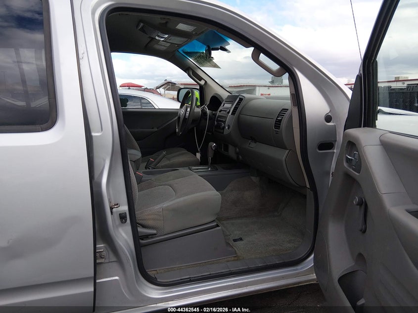 2015 Nissan Frontier S