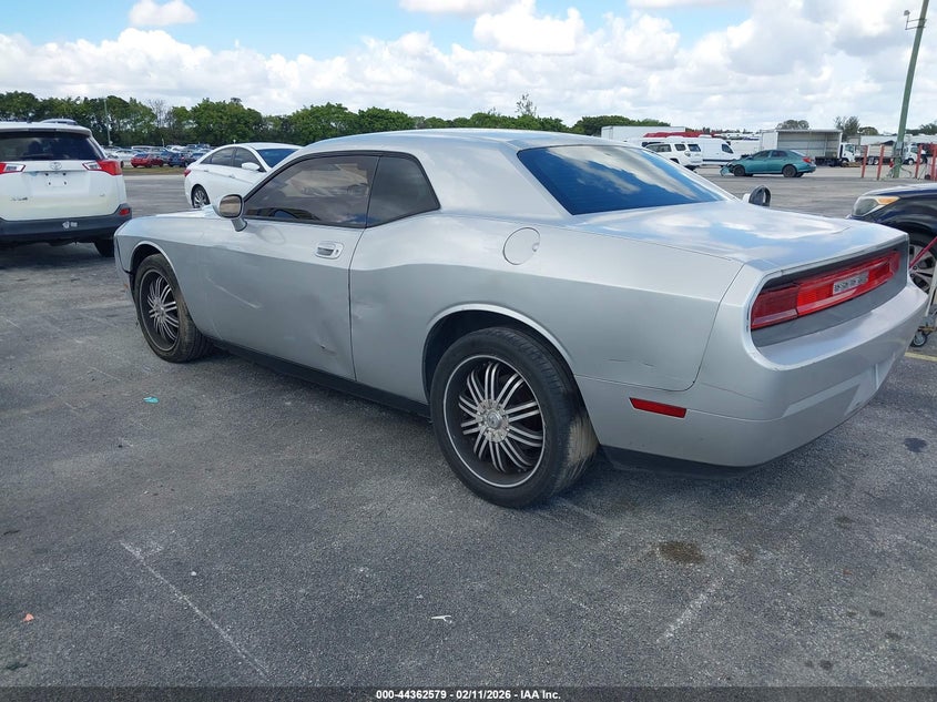 Vin: 2b3cj4dv4ah291818, lot: 44859041, dodge challenger se 20103