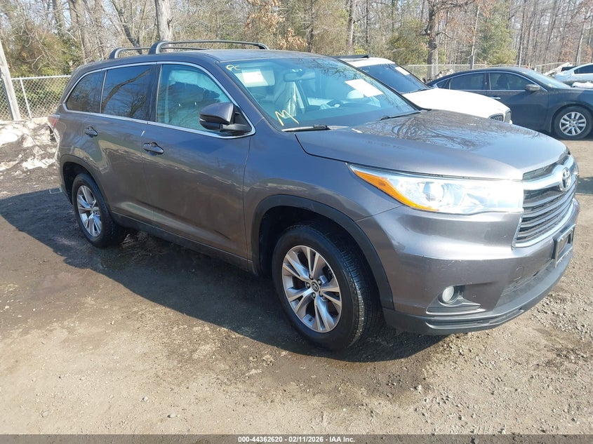 2016 Toyota Highlander Le Plus V6