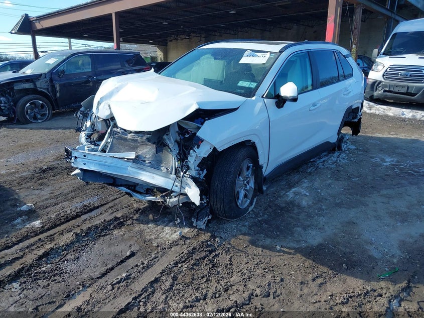 2025 Toyota Rav4 Xle