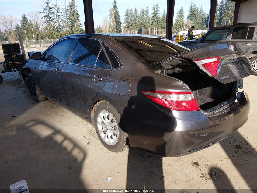 2016 Toyota Camry Le