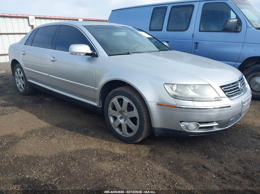 2004 Volkswagen Phaeton V8