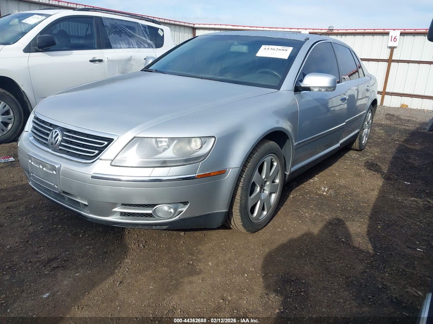 2004 Volkswagen Phaeton V8