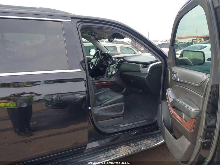 2020 GMC Yukon Xl 2Wd Slt Standard Edition