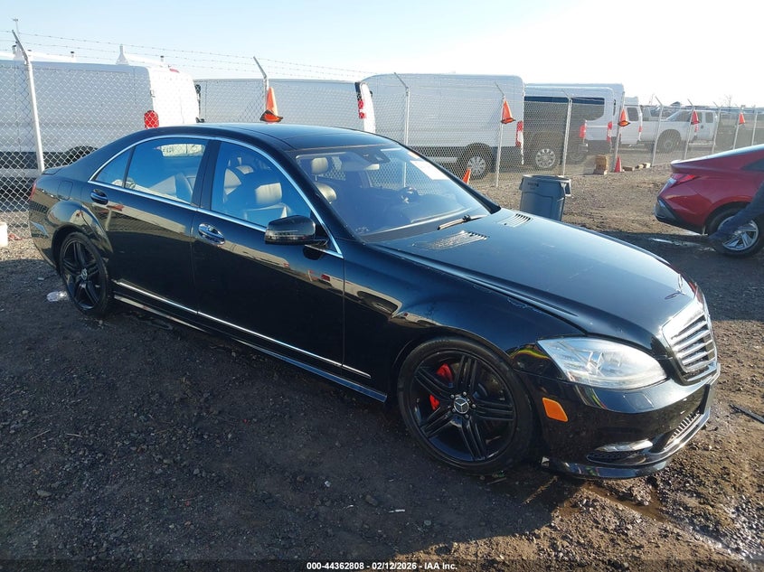 2013 Mercedes-Benz S 550 4Matic