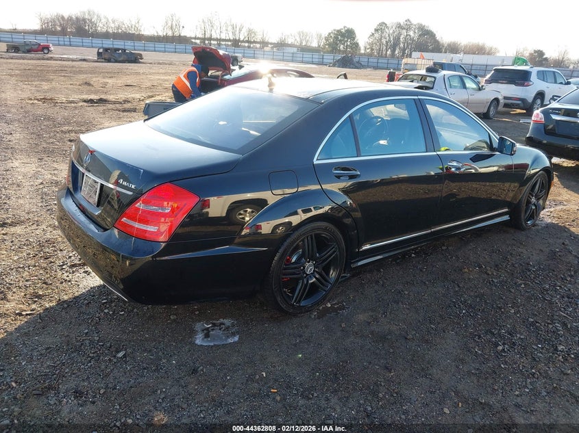 2013 Mercedes-Benz S 550 4Matic