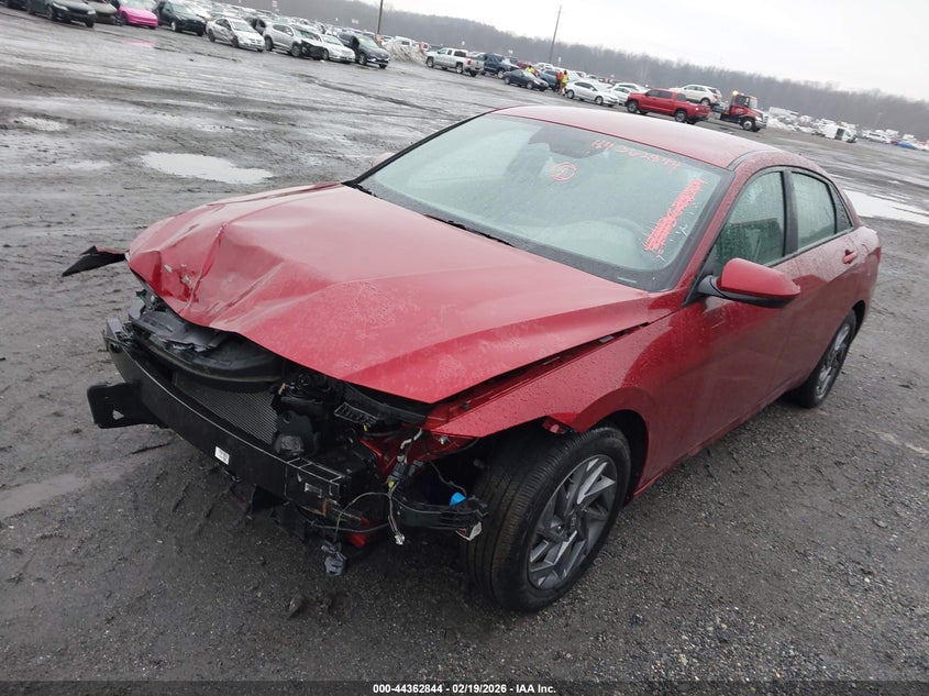 2024 Hyundai Elantra Sel