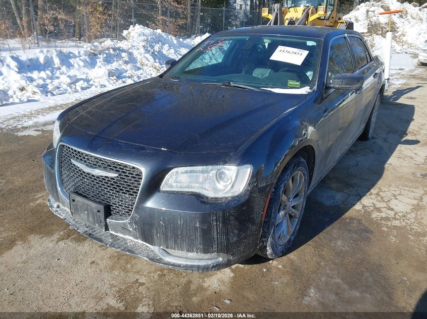 2015 Chrysler 300 Limited