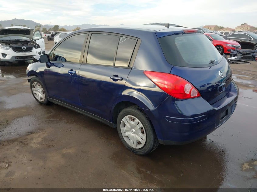 2011 Nissan Versa 1.8S