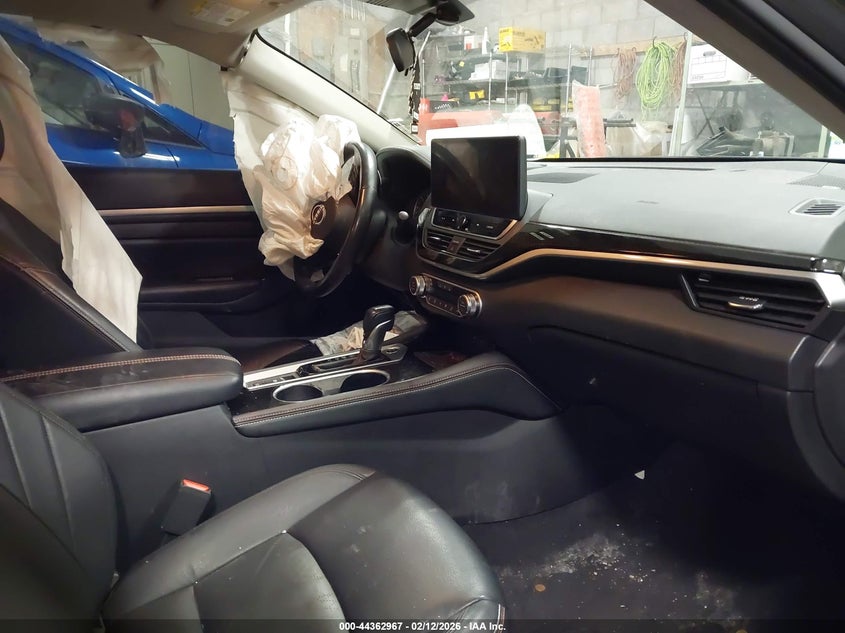 2024 Nissan Altima Sr Vc-Turbo Fwd