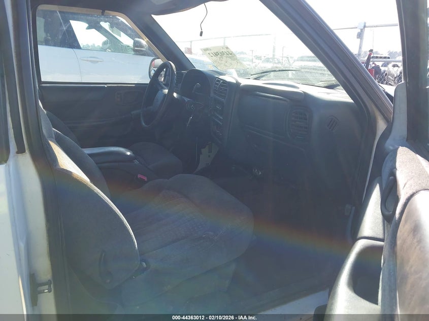 2000 Chevrolet S-10 Ls