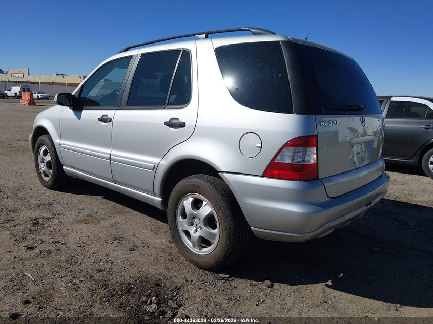 2002 Mercedes-Benz Ml 320
