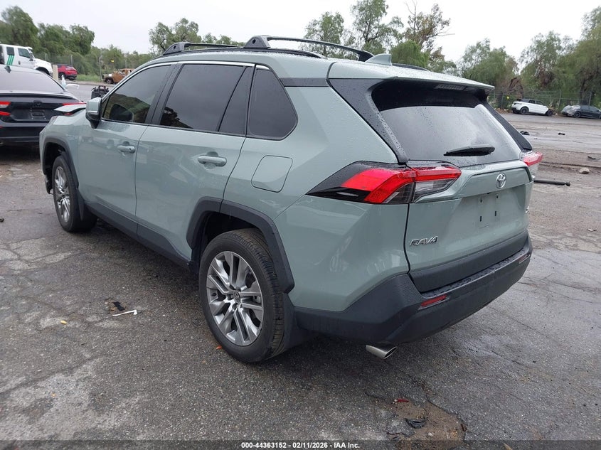 2022 Toyota Rav4 Xle Premium
