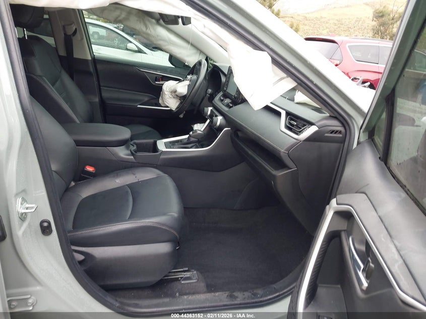 2022 Toyota Rav4 Xle Premium