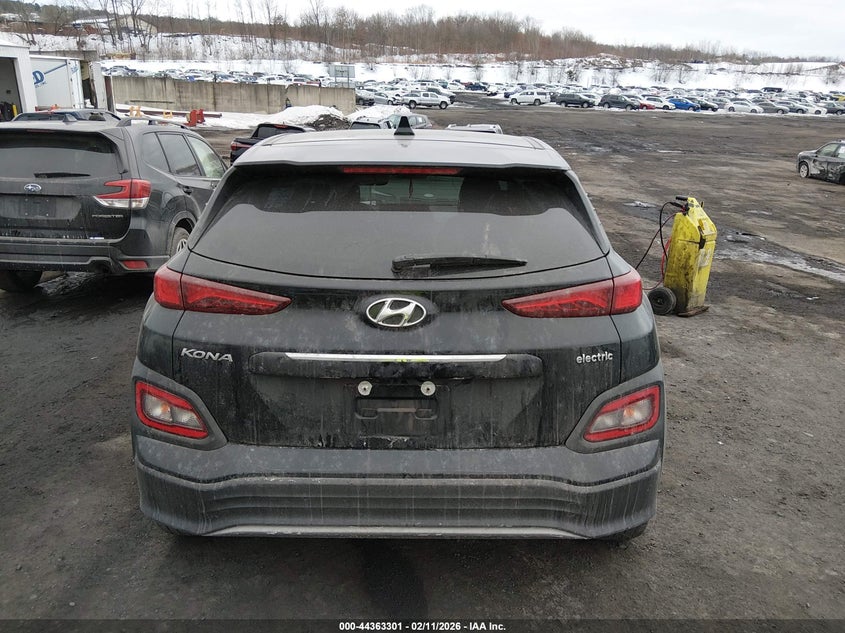 2021 Hyundai Kona Electric Limited VIN: KM8K33AG4MU111125 Lot: 44363301