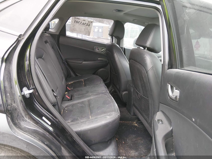 2021 Hyundai Kona Electric Limited VIN: KM8K33AG4MU111125 Lot: 44363301
