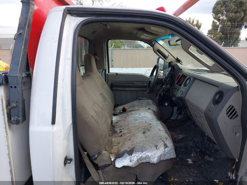 2008 Ford F-350 Chassis Xl/Xlt