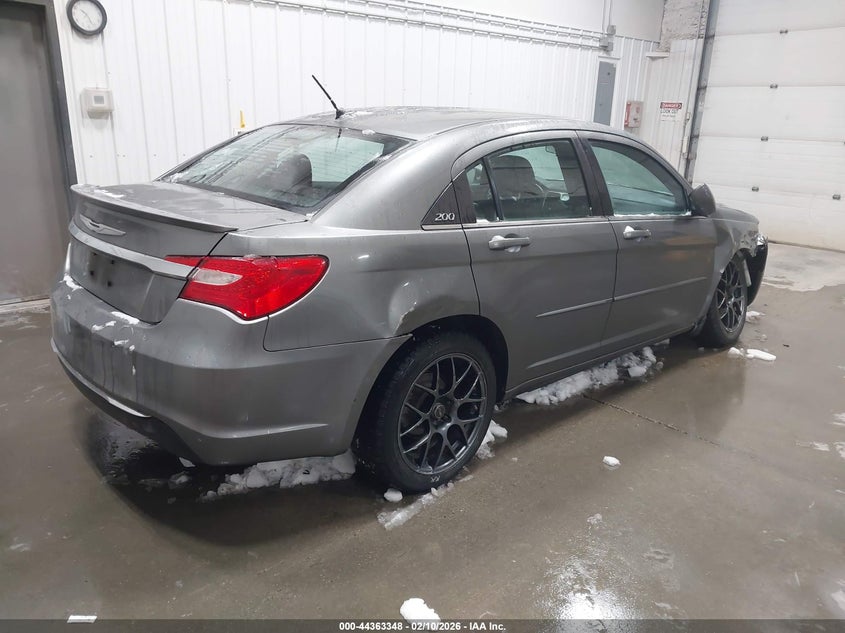 2012 Chrysler 200 Touring