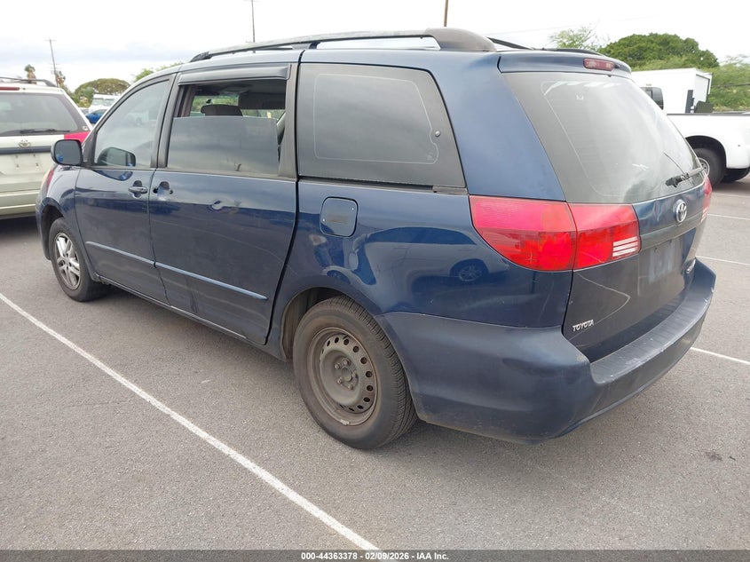 2004 Toyota Sienna Le