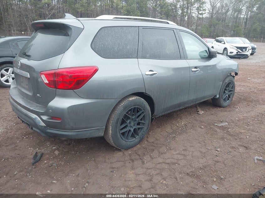 2019 Nissan Pathfinder Sl