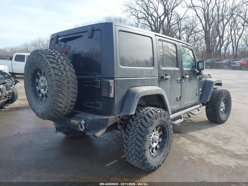 2012 Jeep Wrangler Unlimited Sahara